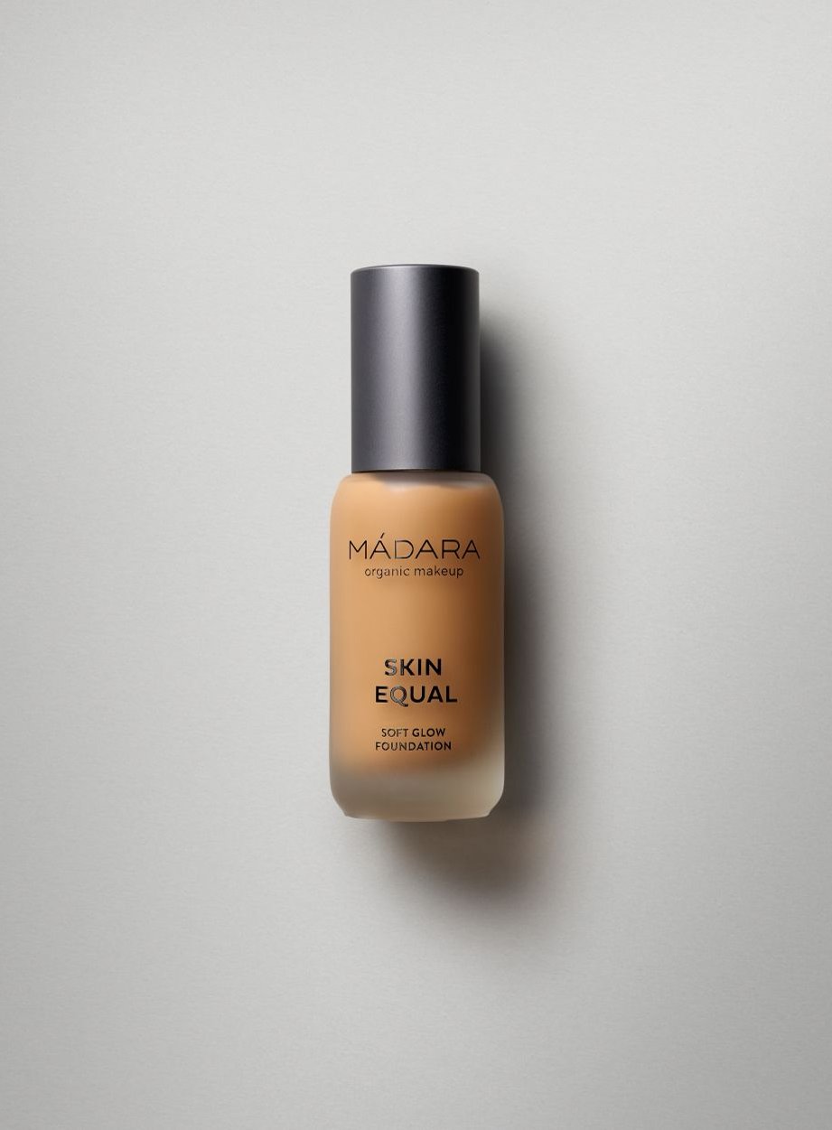 SKIN EQUAL SOFT GLOW FOUNDATION SPF15 - Olive 60